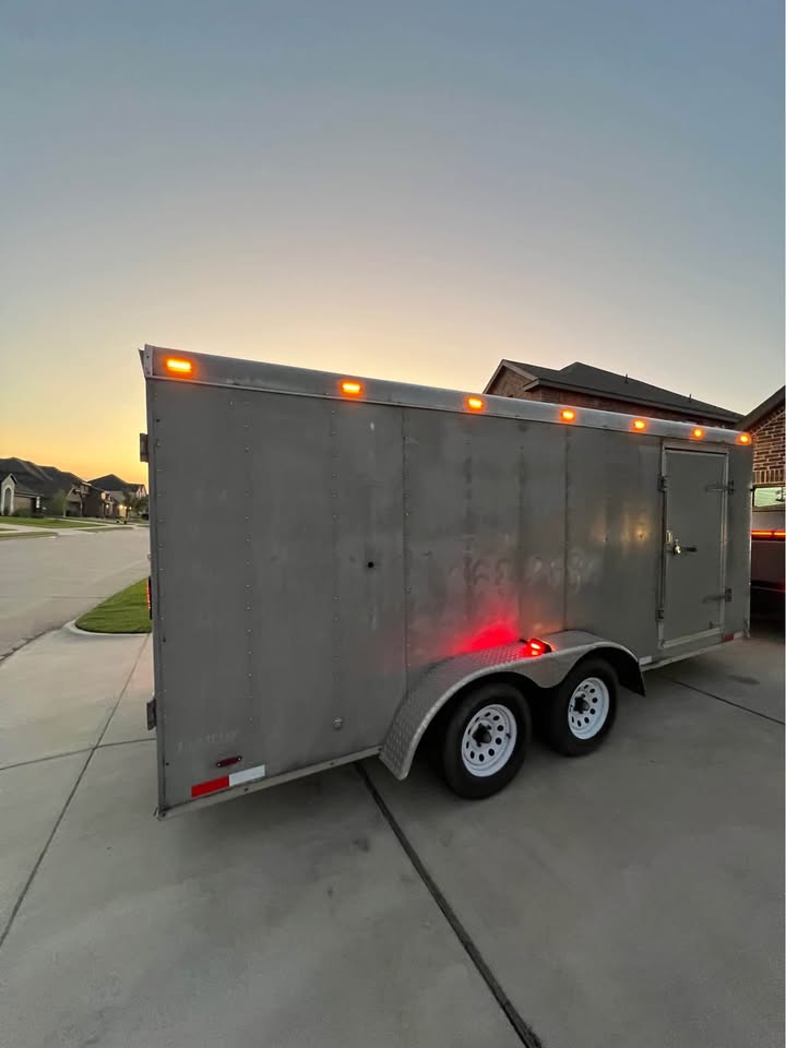 Secure enclosed cargo trailer rental Ellis County Texas for weather-protected transport of valuable items and tools